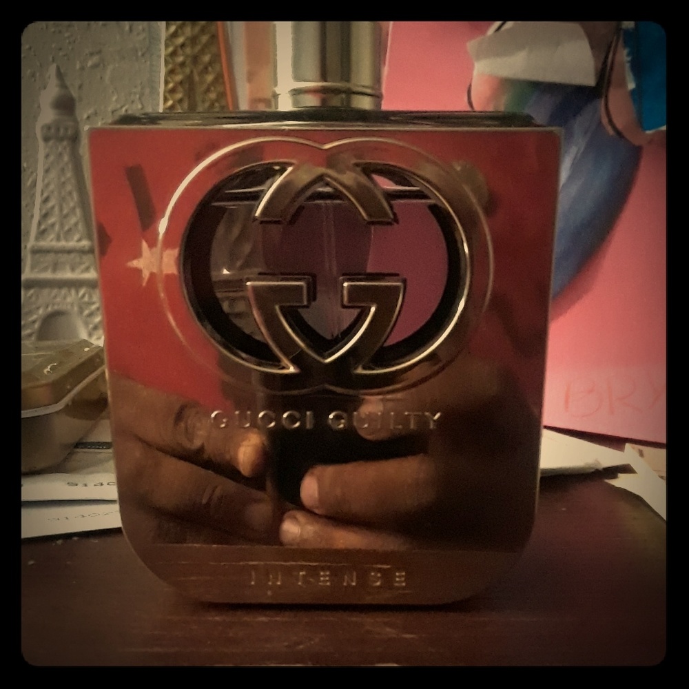 GUCCI Guilty intense "no box no top"full bottle..